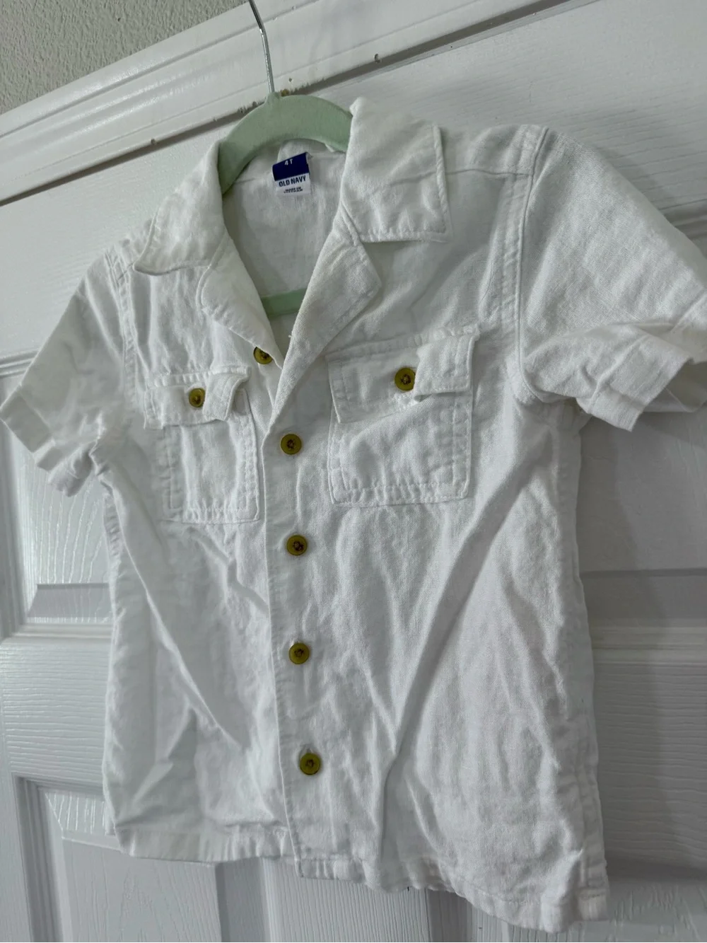 Old Navy Classic White Short-Sleeve Button Front Shirt for Boys-4T